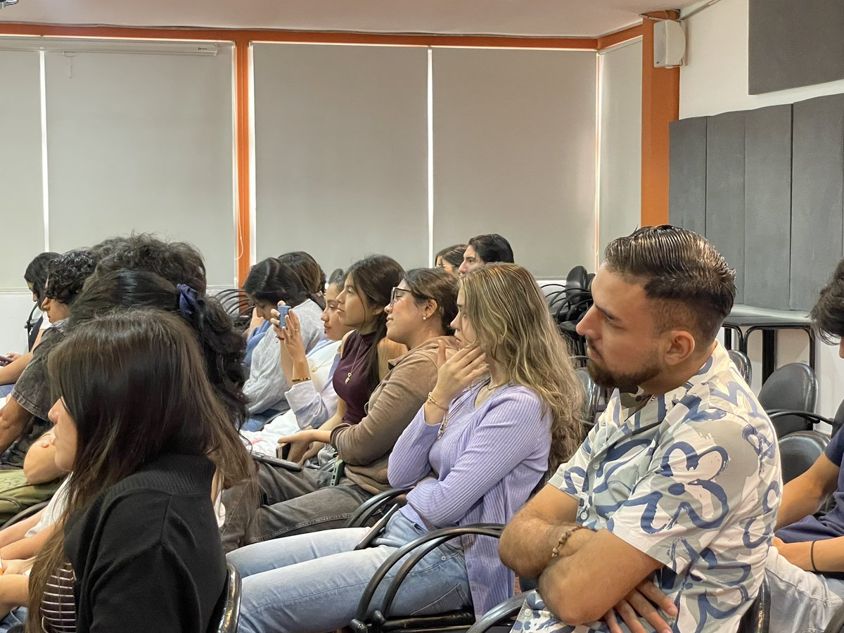 Economía Política tweet media