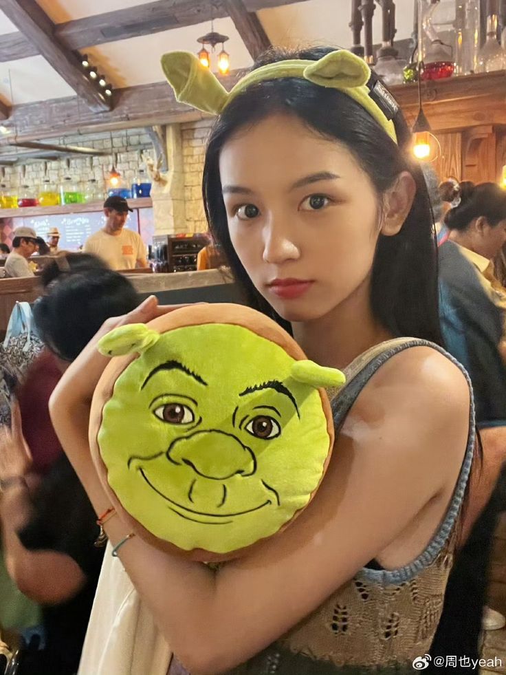 𝒚𝒆𝐳𝒊 tweet media