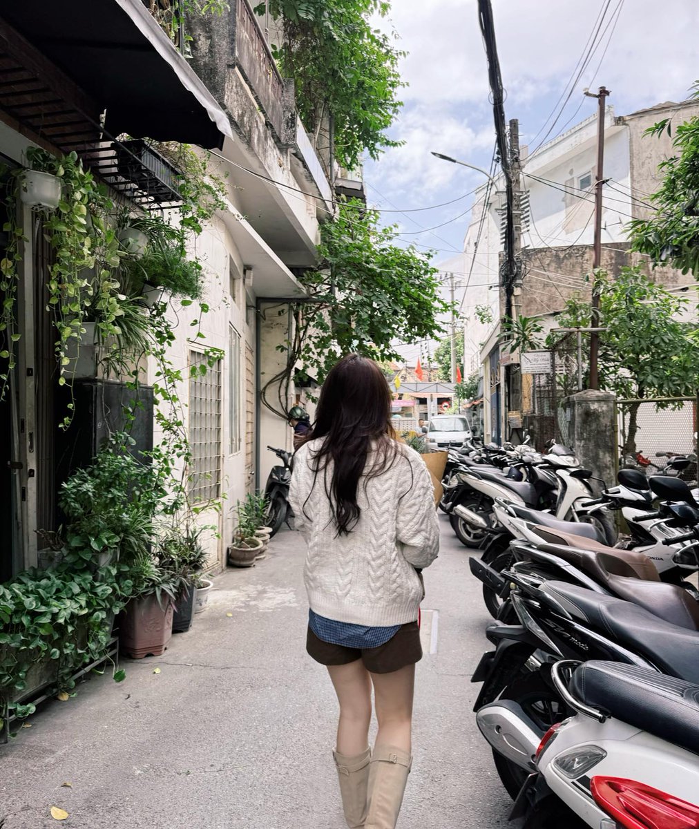 sithumi niwarthana tweet media