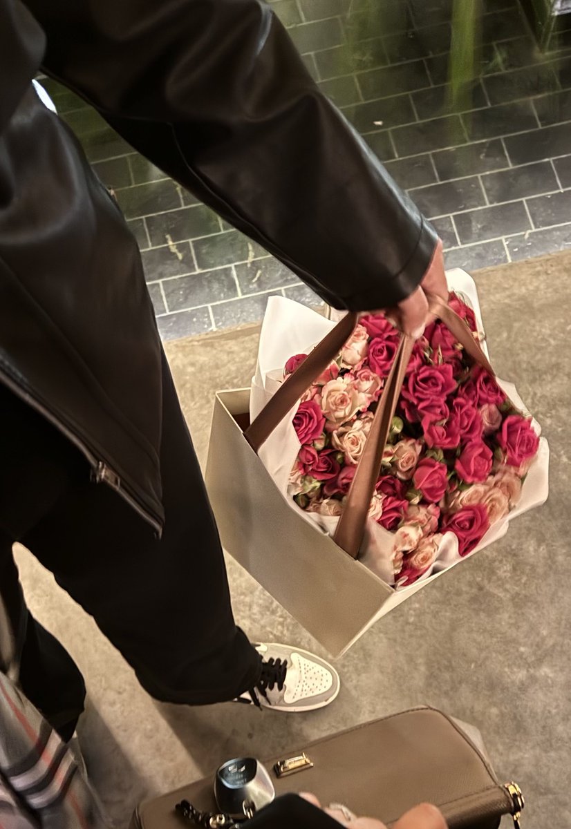 𝙵𝙰 tweet media