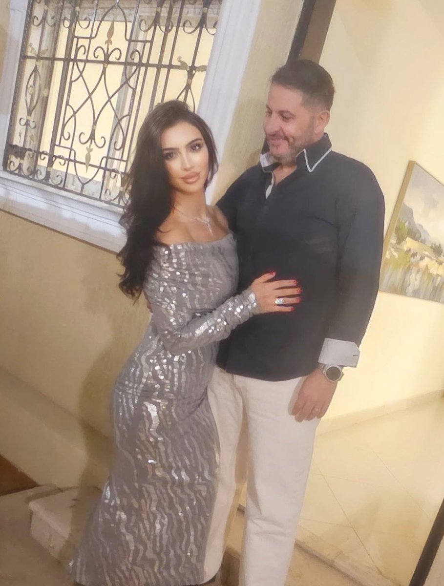 ايكونك tweet media