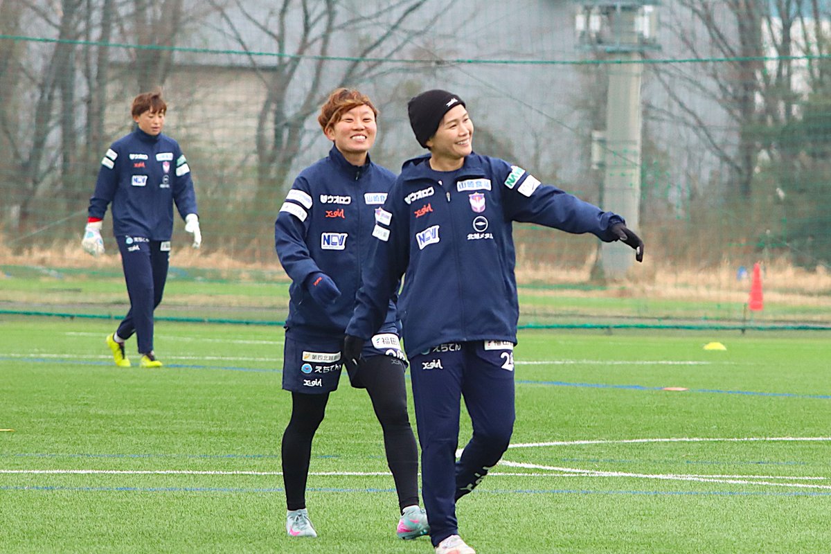 albirexL's tweet photo. ／ 
TOMORROW🔥  
＼    
🏆SOMPO#ＷＥリーグ 第1⃣7⃣節
🆚#AC長野パルセイロ・レディース 
📅3/28(土)   
🕐13：00 k.o.   
🏟#デンカビッグスワンスタジアム   
📺DAZN   
https://t.co/JlelJFicxI
 
みんなで最高の景色を造り上げましょう🧡💙 
熱い応援をよろしくお願いいたします❤️‍🔥 
 
#albirexL ＃albirex #超えて奪う