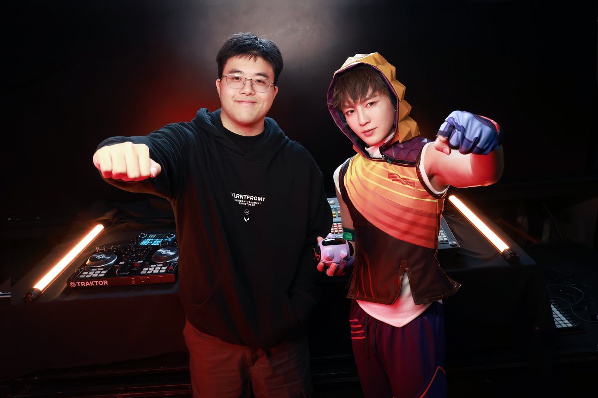 TripleClick tweet media