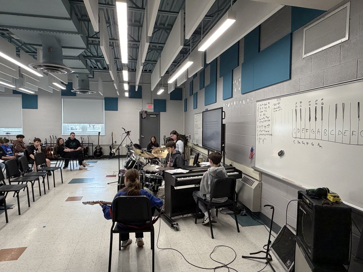 Julie Fisher tweet media