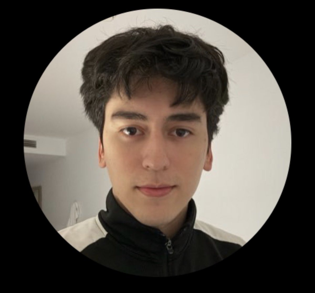 thinkerwanter2 tweet media