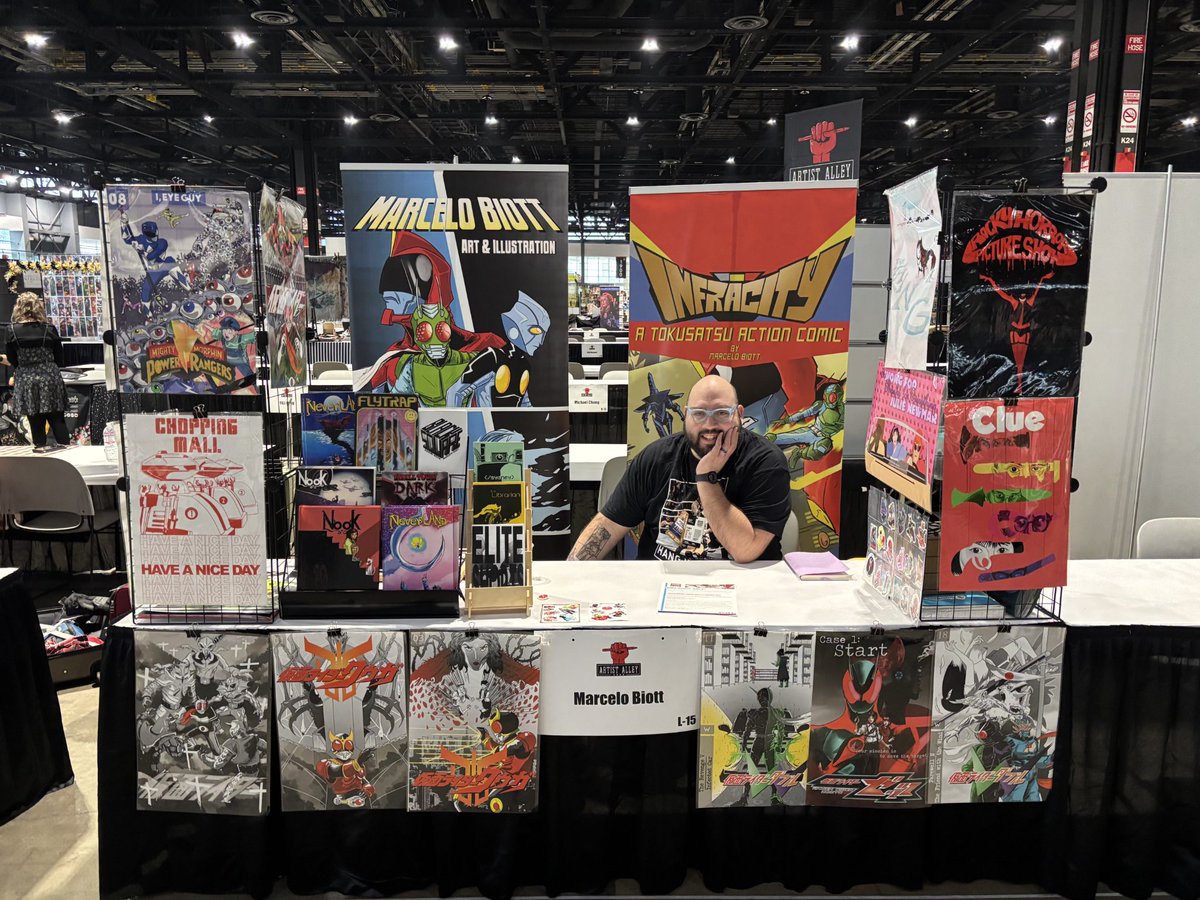 Table L-15 is Ready for #C2e2 tomorrow! Ill be selling prints and comics. Come by for a free sticker and let me tell you about the #tokusatsu comic Infracity!

 kickstarter.com/projects/infra…