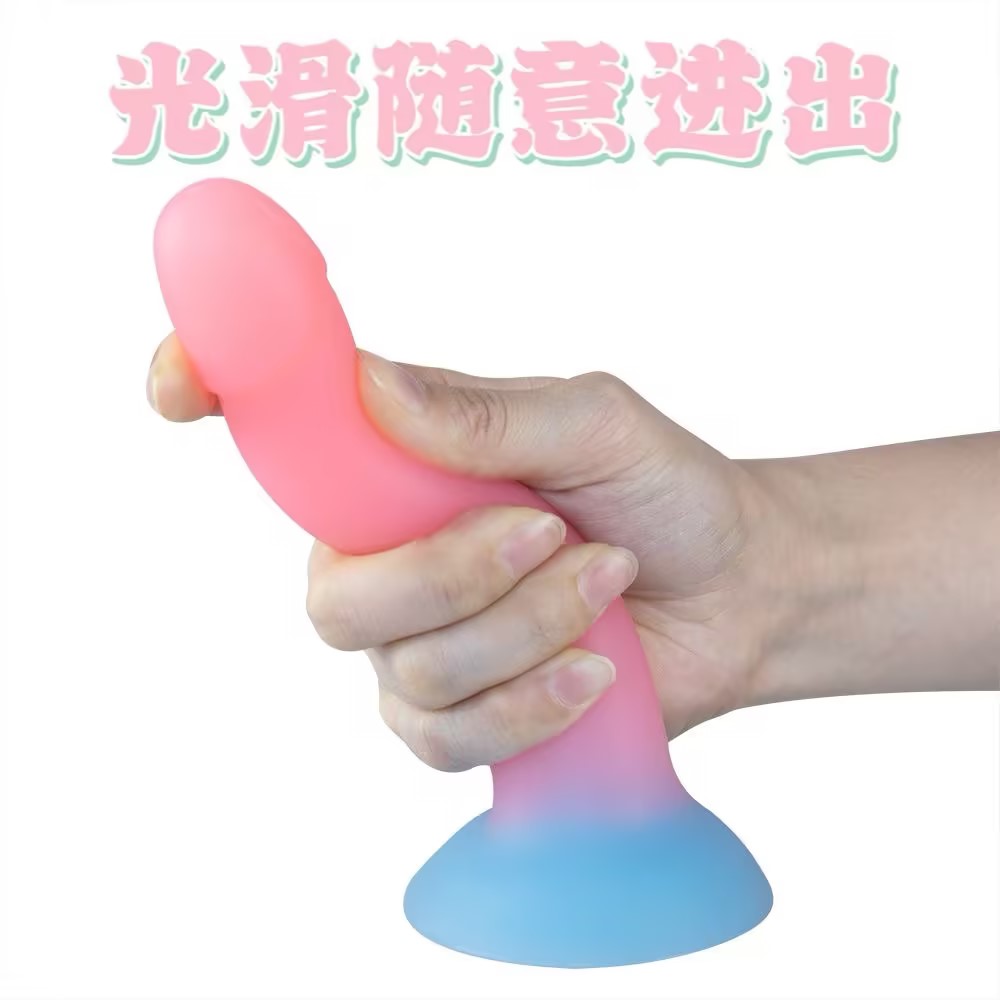mjyx001's tweet photo. 新人报道！！
涨点粉丝，给关注我的小伙伴们抽个奖吧！

抽咱家超好卖的液态硅胶夜光假阳具(图片同款)😈

关注+转发+点赞+评论

4月3号早上10点在评论区抽1个小伙伴！！ https://t.co/03QcnA9dqo