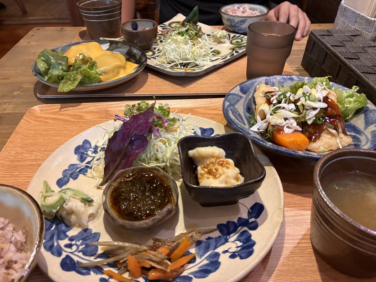 yaaii~✈︎👑 tweet media