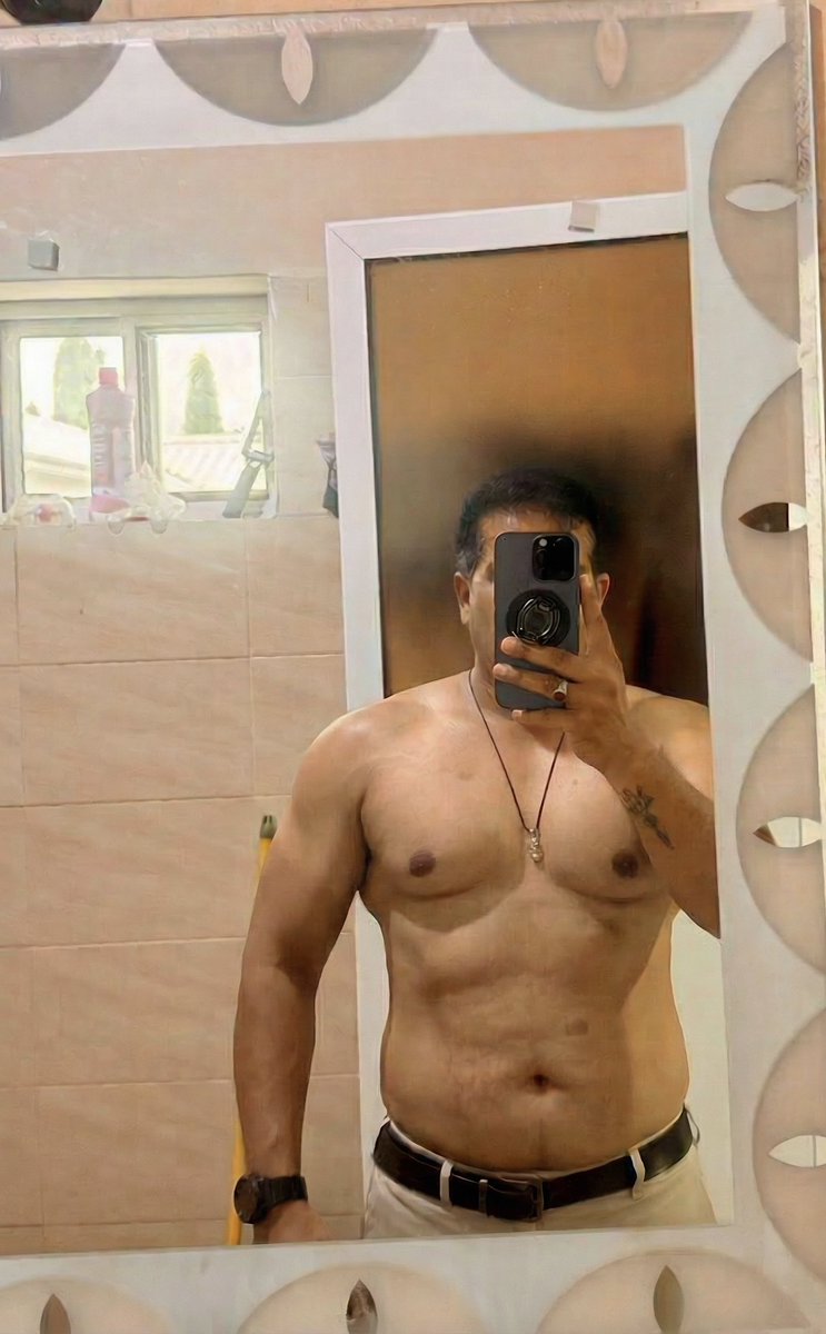 FunnyBones tweet media