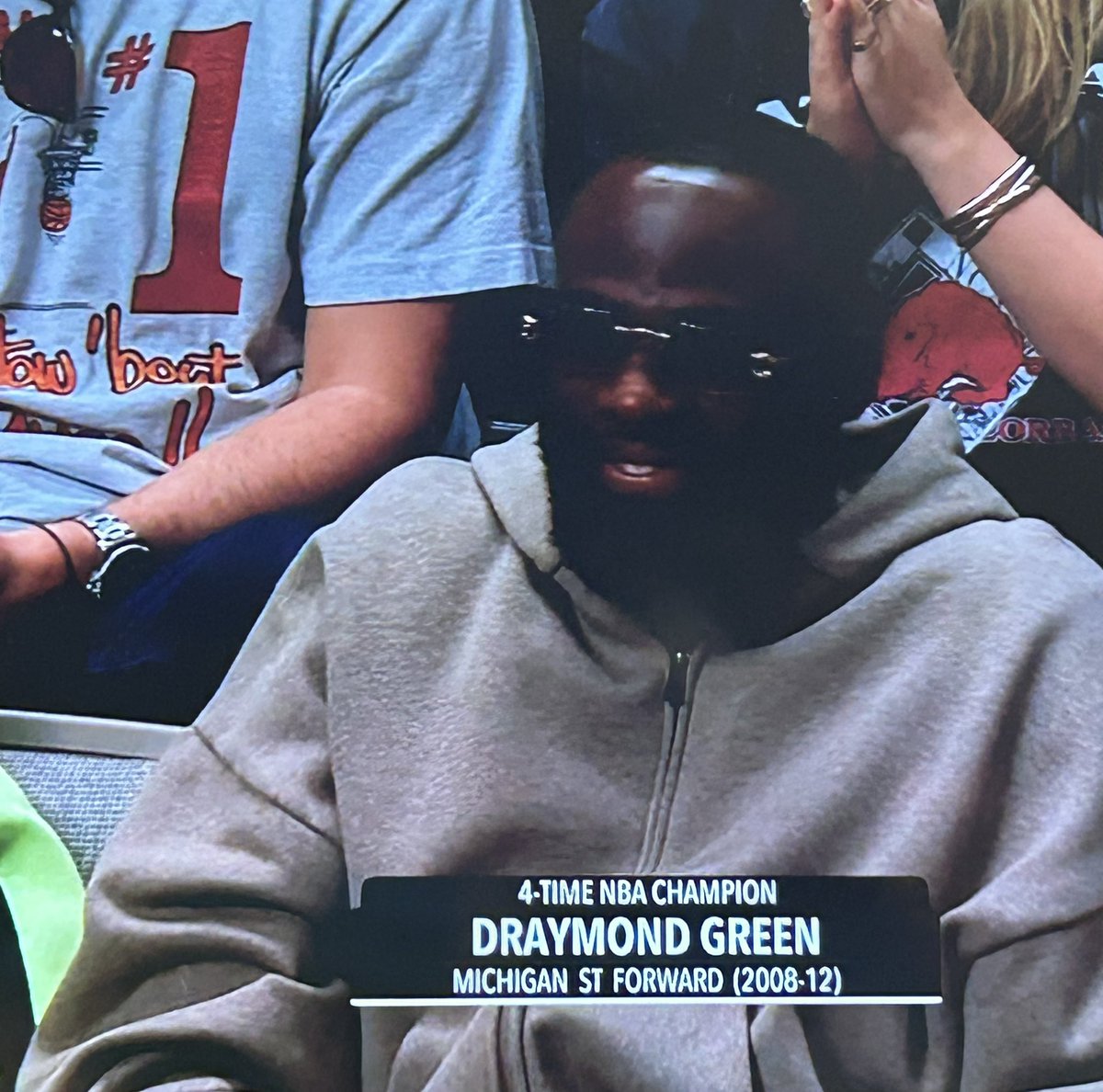 Warriors Lead tweet media