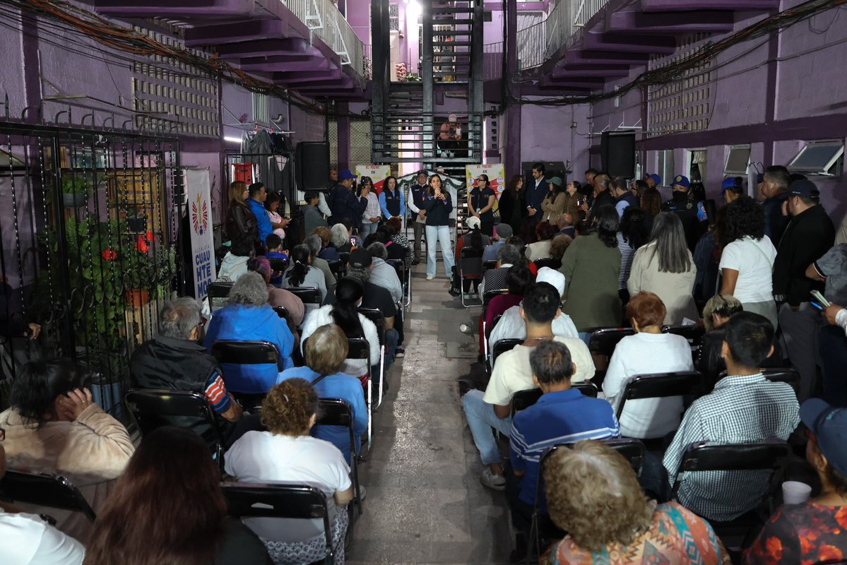 Alessandra Rojo de la Vega tweet media