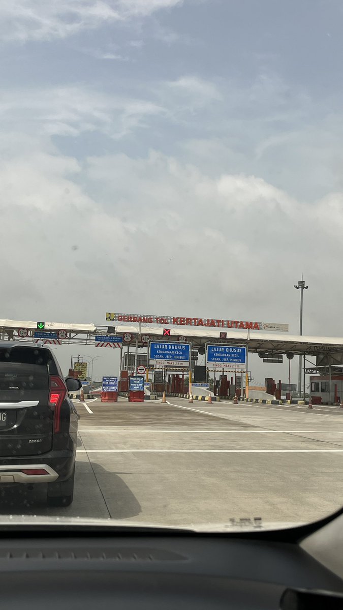 🚗💨 tweet media