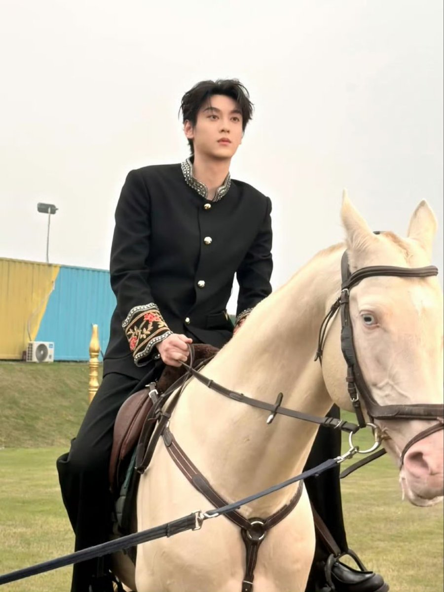 TIANXUNING_TH's tweet photo. 🍋 26.03.2026 🍋
WEIBO Update : #田栩宁_
หลังจากเลิกงาน 🐎
โพสต์ต้นฉบับ : 🔗https://t.co/I1rPEGbHpT
GOT YOUR BACK XUNING
#XuningOnBKTLive
#เถียนสวี่หนิง #TianXuning https://t.co/zoqiVYfWPv