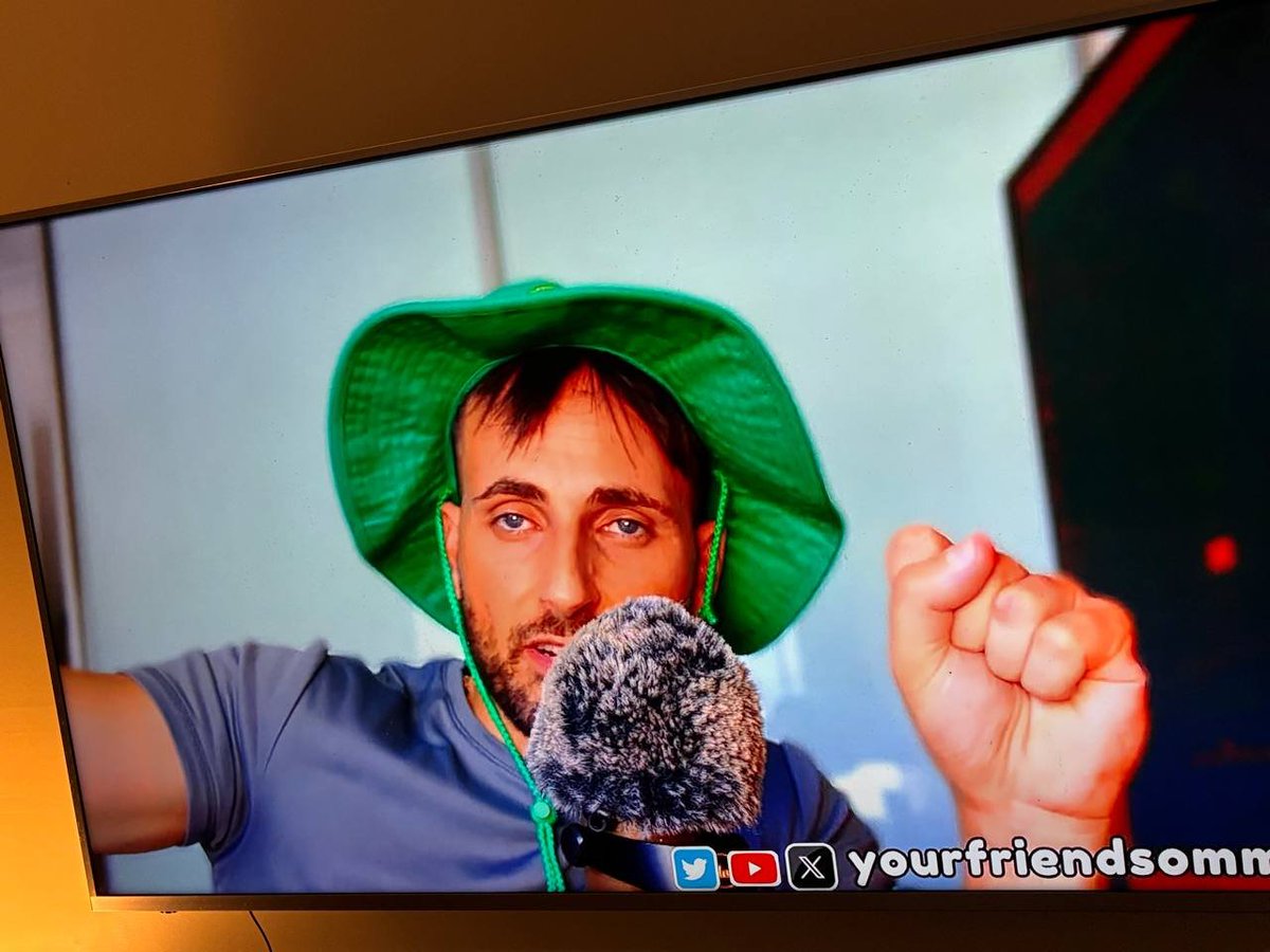 yourfriendSOMMI ❤️💛💚💙 tweet media