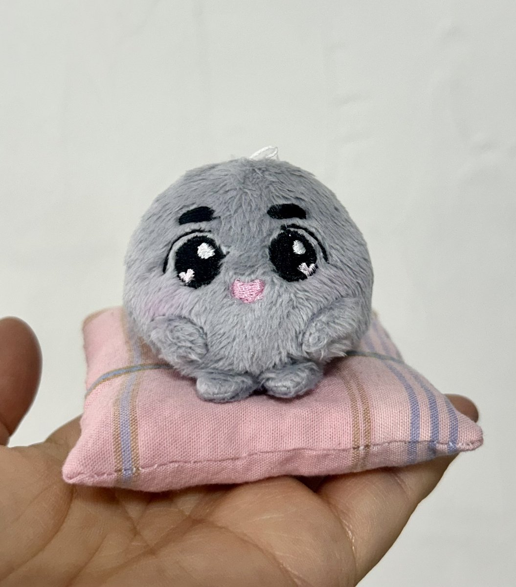 dan_doll tweet media