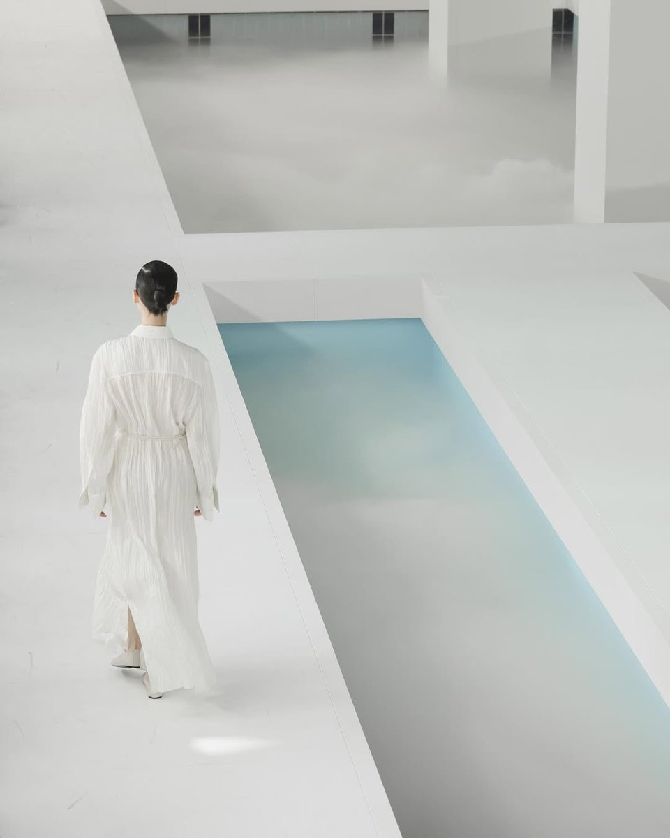 COS takes runway minimalism to new heights with a show staged inside an  empty swimming pool in Korea, followed by a private dinner at the Korea  Furniture Museum. #COS #FashionShow