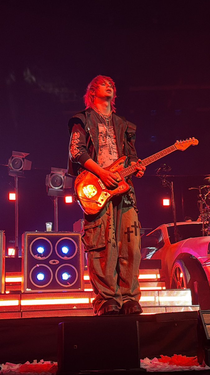 ✮⋆˙ Miles 卌 tweet media