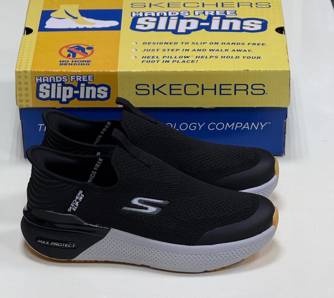 Dinero Crocs 🚚 tweet media