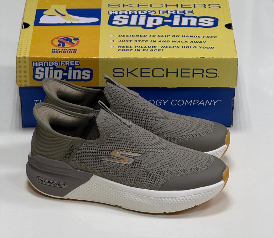 Dinero Crocs 🚚 tweet media