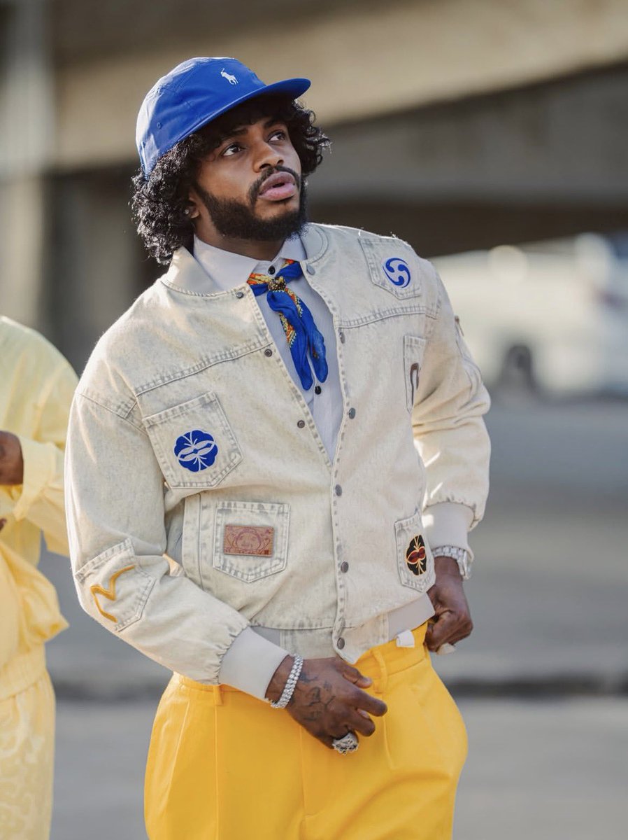 𝑵𝑨𝑩𝑬𝑬𝑳 tweet media