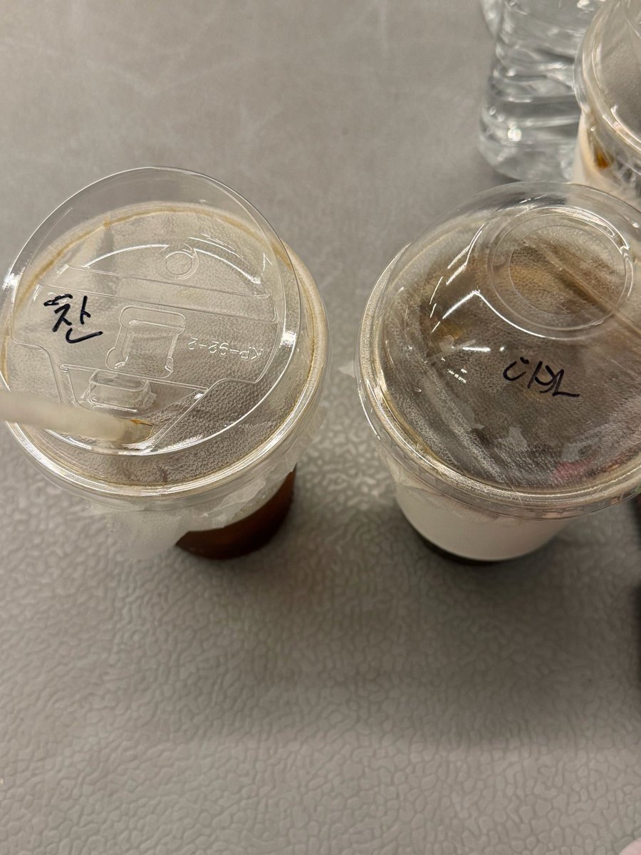 D 오 H 🐾 ᴰᵁᴹᴮ tweet media