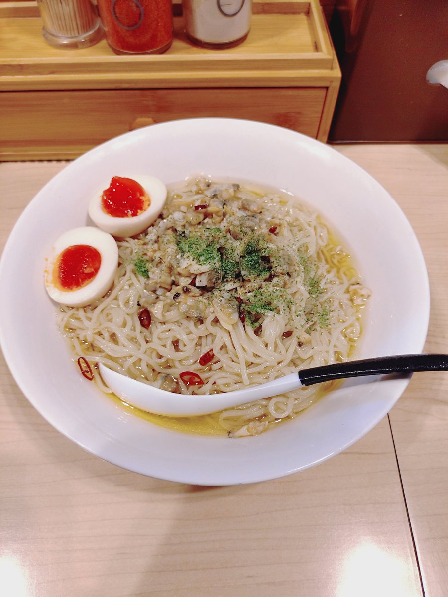 ブイーク(呼びはブイさんでOK) tweet media