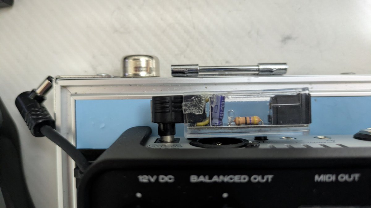 ベーシストの足元.com：咲元 悠 tweet media