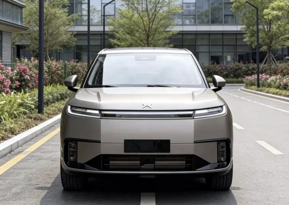 CarsInPixels tweet media