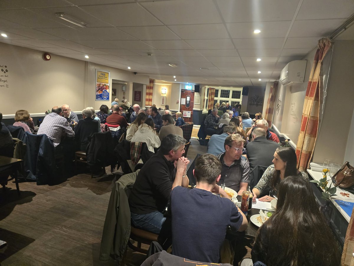 Elris Advertising tweet media