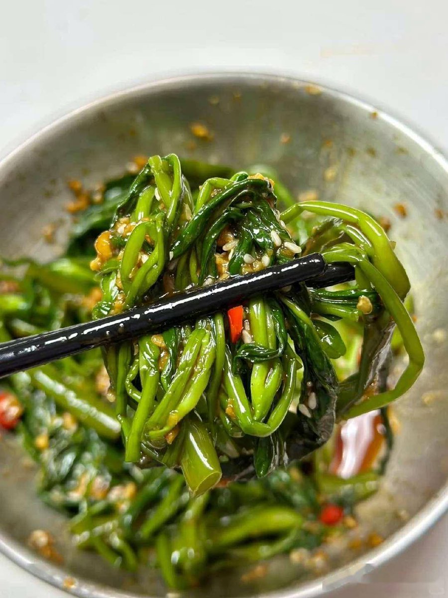 Samantha Withall tweet media