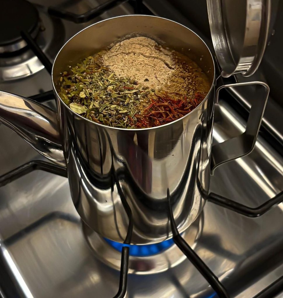 سُهاد tweet media