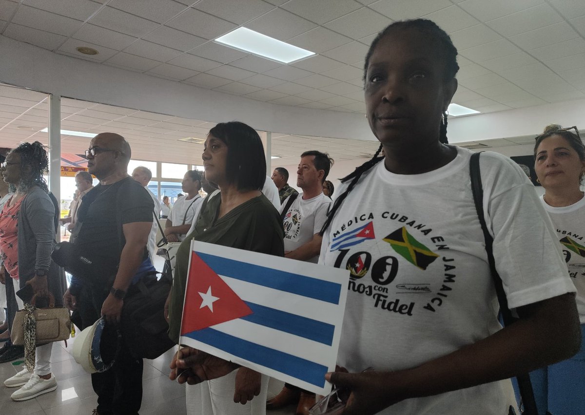 Ambassade de Cuba en France tweet media