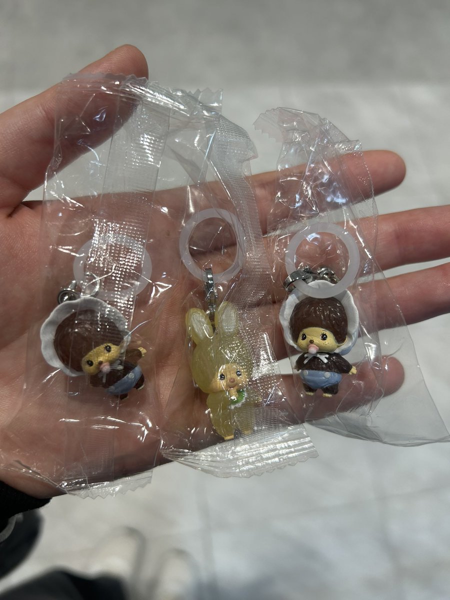 ayumi tweet media