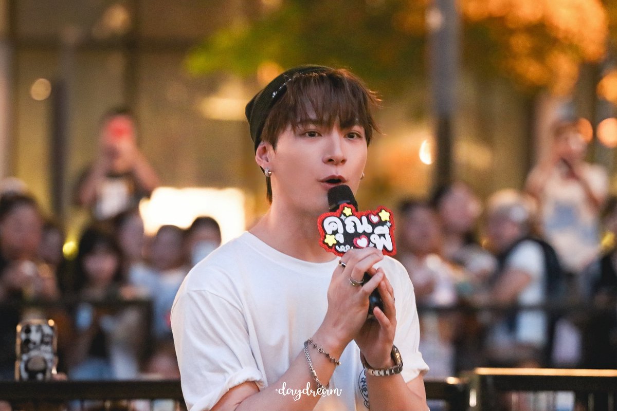 daydream 💛⛅✏️📖 tweet media