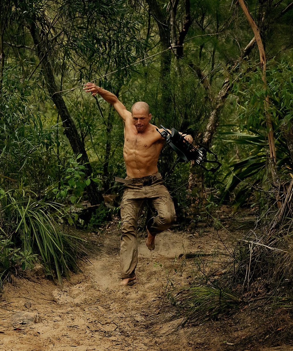 DailyTaronNews's tweet photo. 📸 More new stills of Taron as “Ben” in Apex have been released! https://t.co/ROxPc8EppT