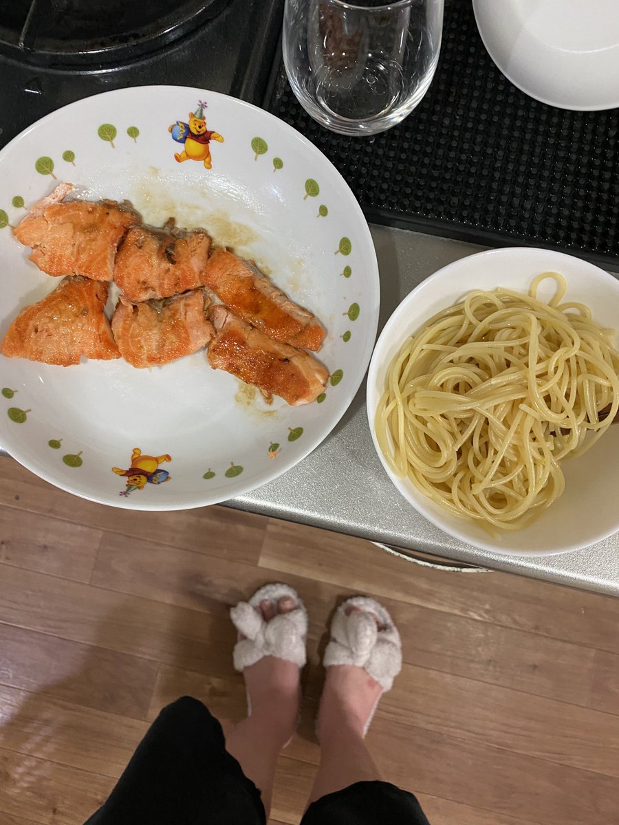 なななな tweet media