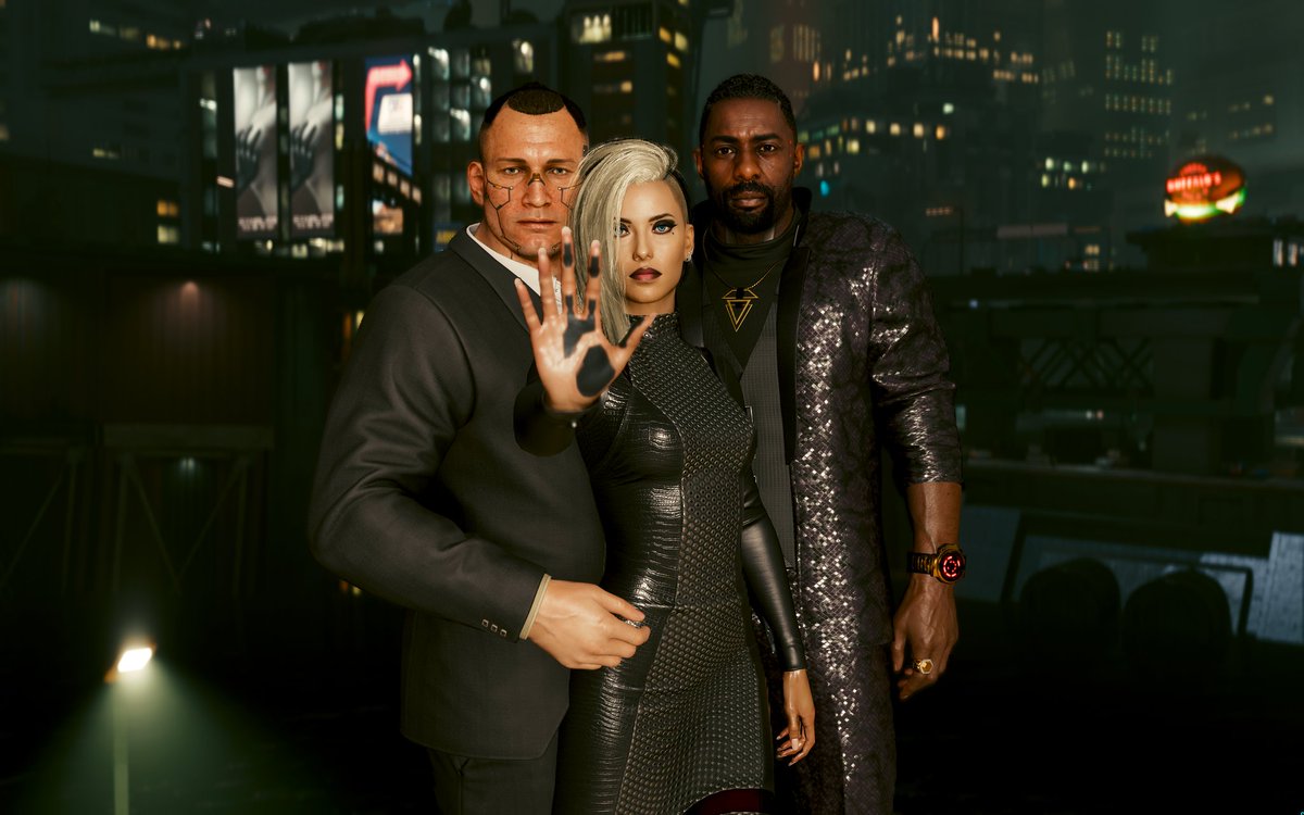 BlackDron80 tweet media