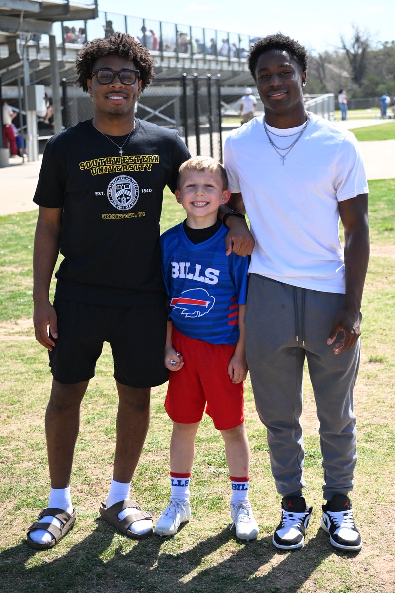 Robert Brown tweet media