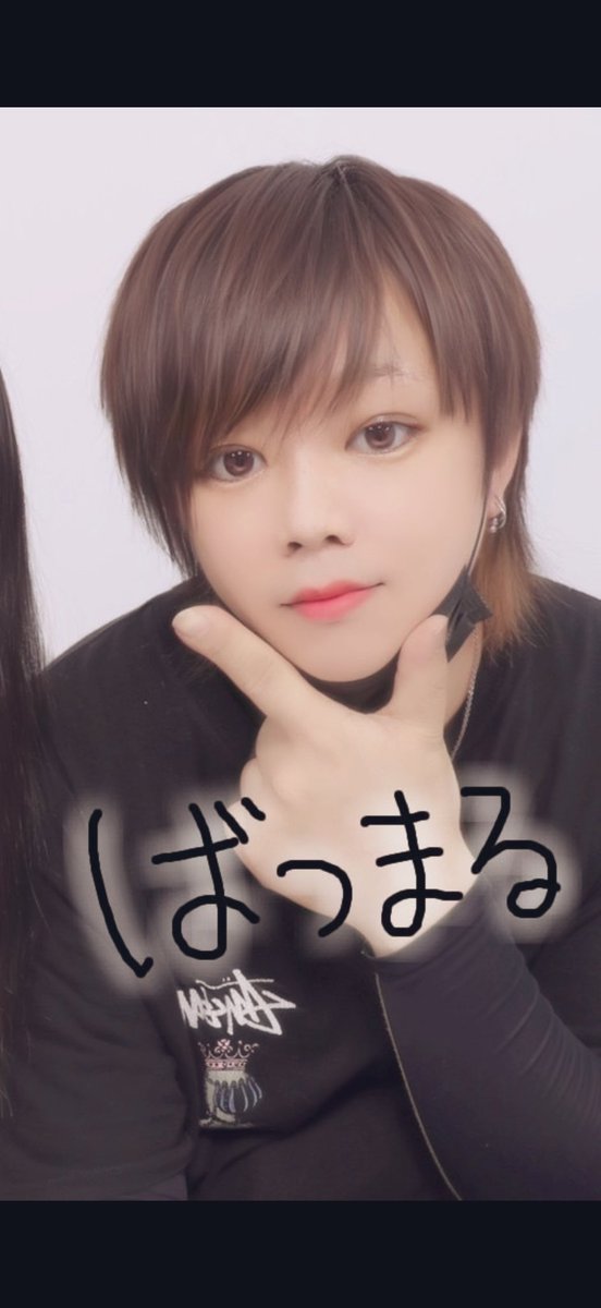 Hanabist1121's tweet photo. 職場の子達に痩せたらイケメンって言われたので、痩せます。
数年前の俺よ！戻ってこい！ https://t.co/zZgrTeFVfh