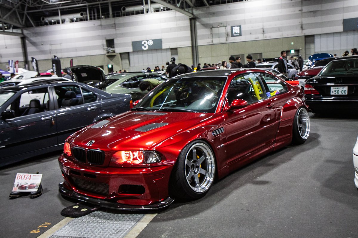 「 L 」です! tweet media