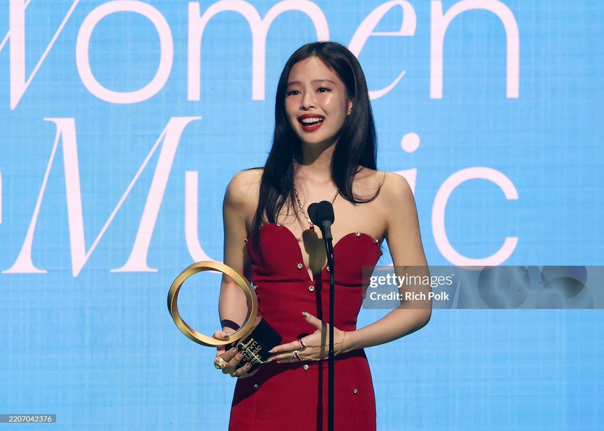 KJ🧛♀️ tweet media