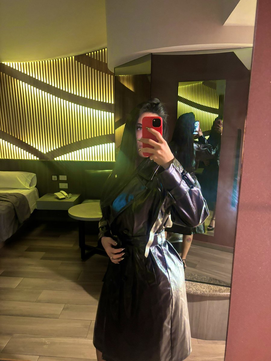 Frances666 tweet media