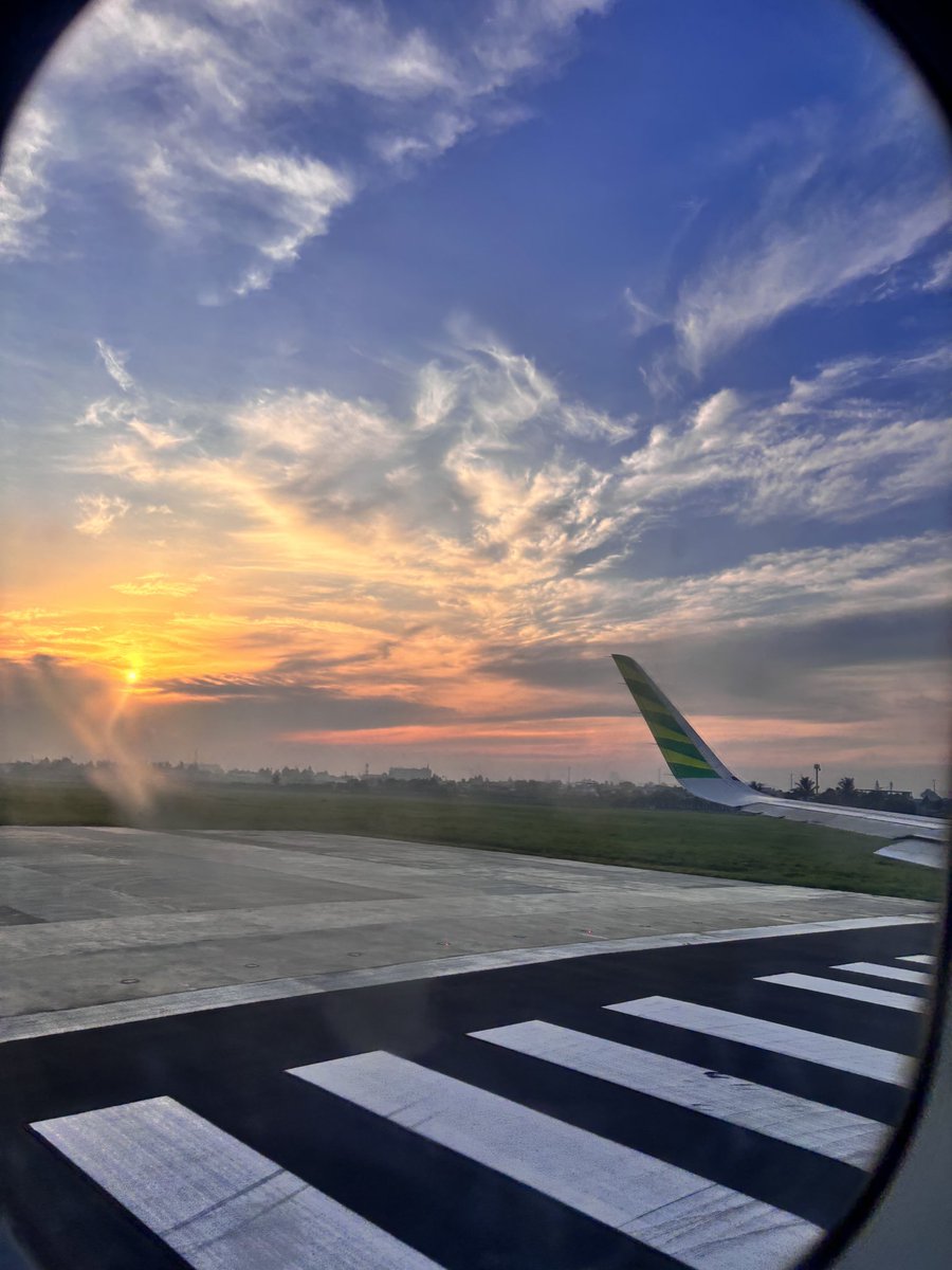 Vivienne tweet media