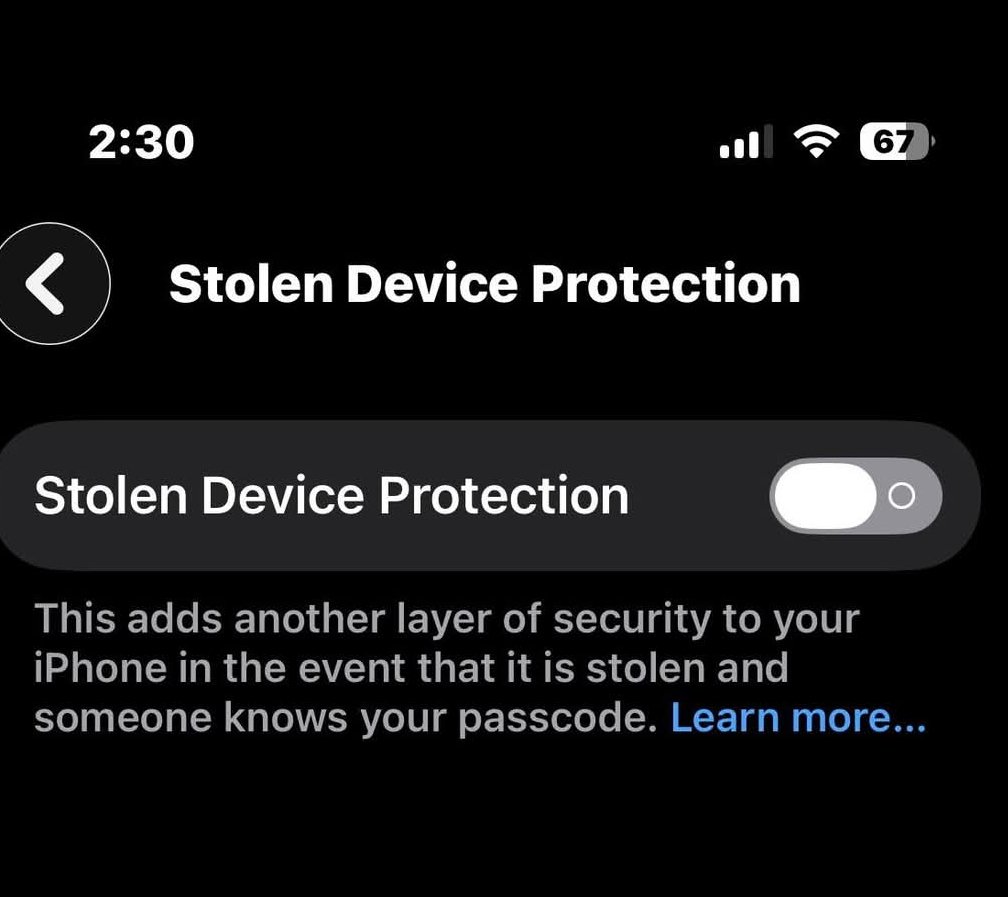 ShalomInfosoftz's tweet image. Stolen Device Protection not enabled by default after upgrading to iOS 26.4. Is this the same for anyone else? 🤔 #DeviceProtection #iOSUpgrade
