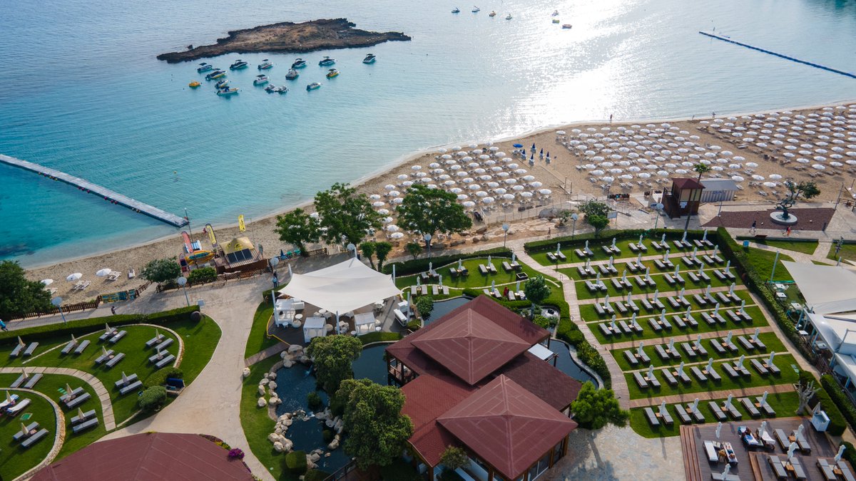 Kratinos Socratous tweet media