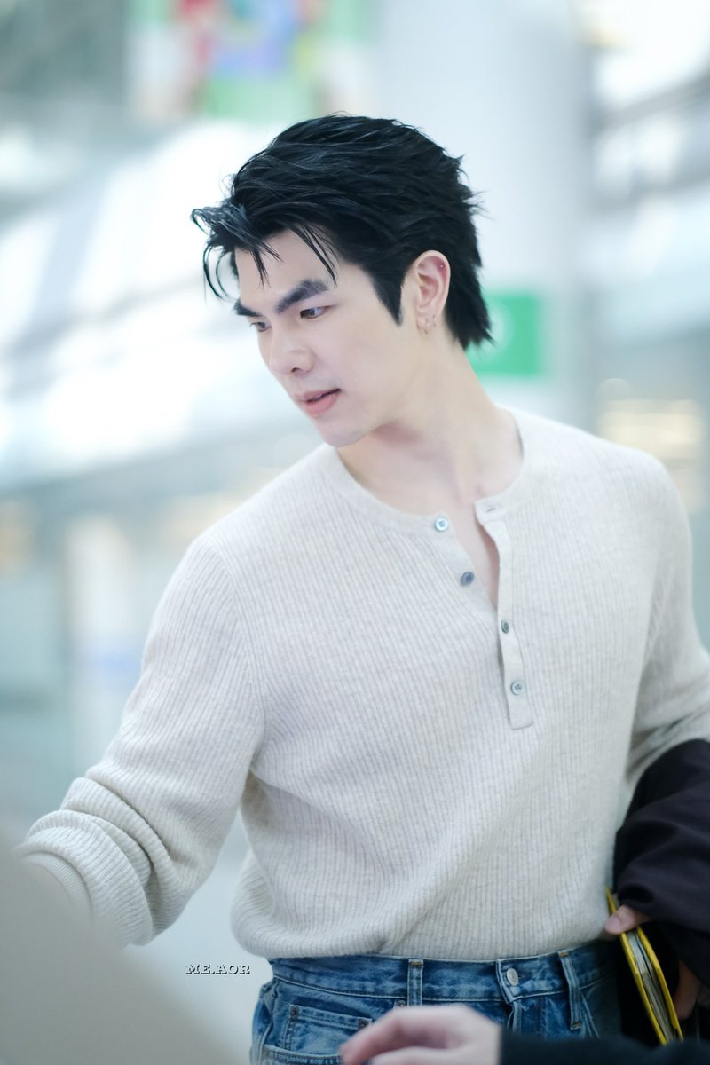 ♡⃕  ᵔᵕᵔ270369  

แค่เผลอยังหล่อ ✨💚

꒰ <a href="/milephakphum/">mile phakphum</a> ꒱
#MilePhakphum
#GreenyRose
#ForeverMile