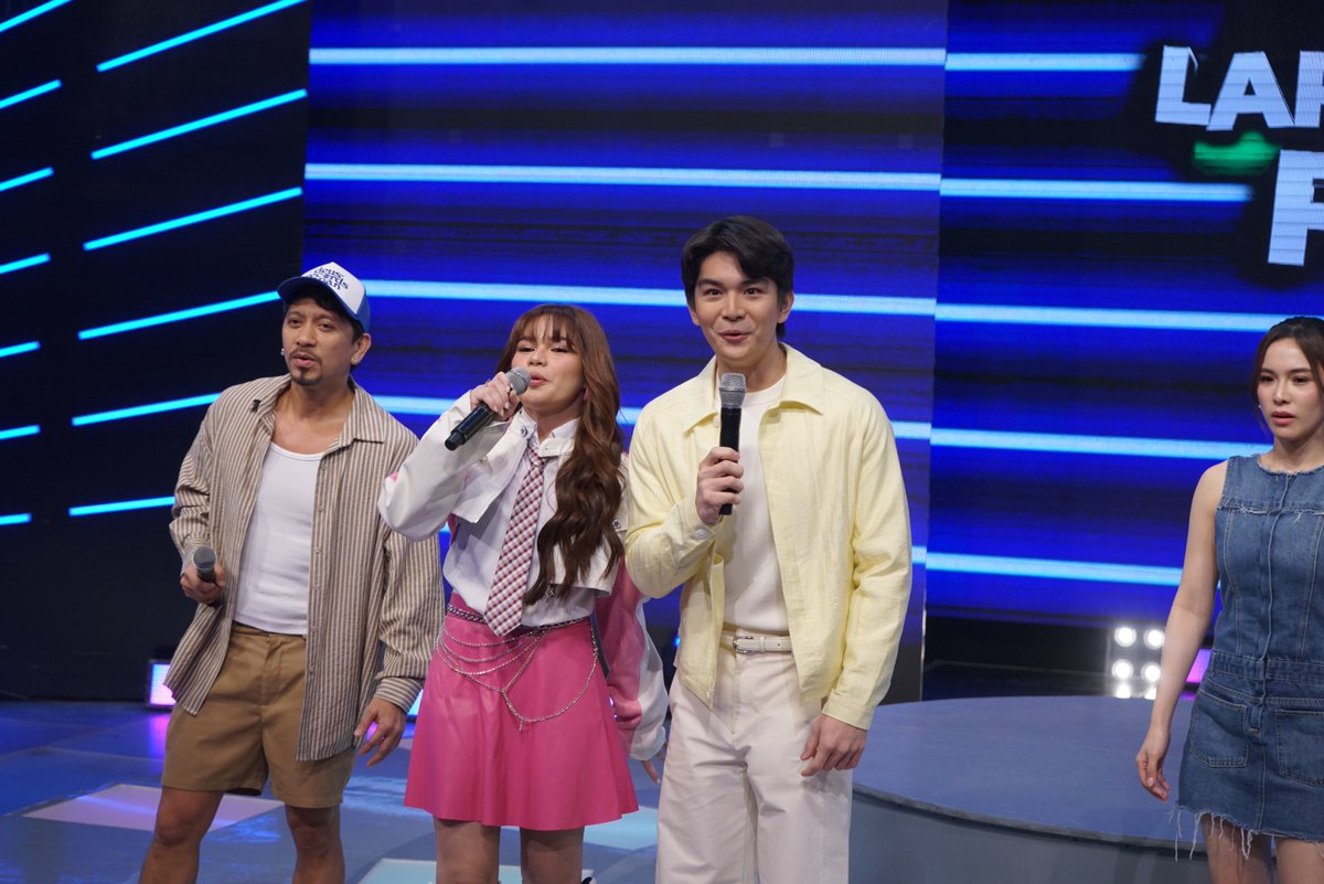 It's Showtime tweet media