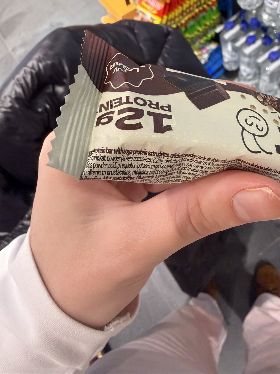 Ada Lluch tweet media