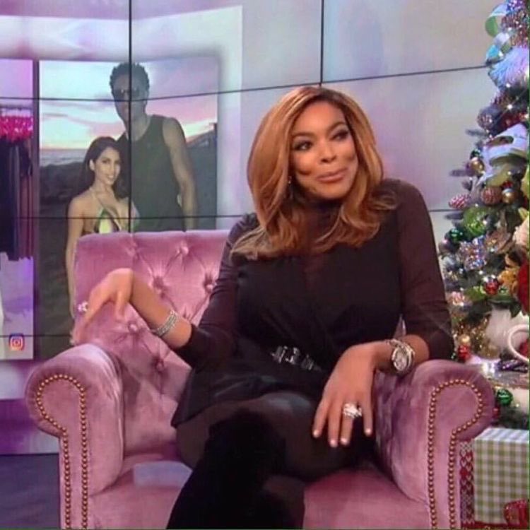 𝑁𝑒𝑎𝑙 𝑆𝑡𝑎𝑟 ༒ tweet media