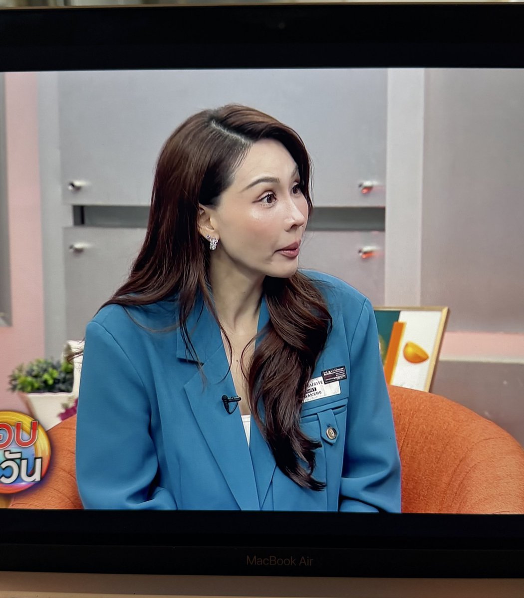 น.🥨 tweet media